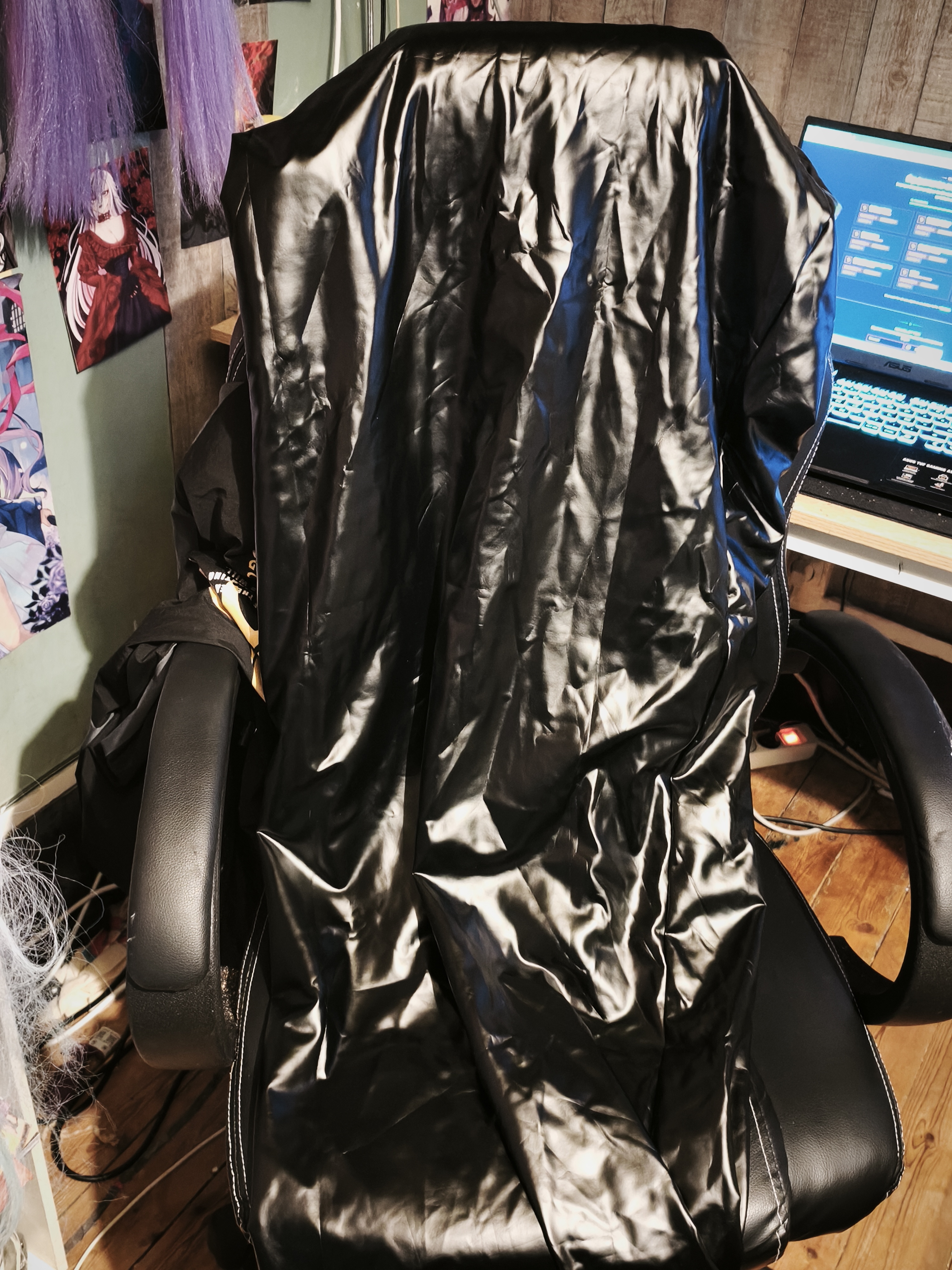 Lockable BDSM bondage bag — full vinyl bodybag and sleepsack